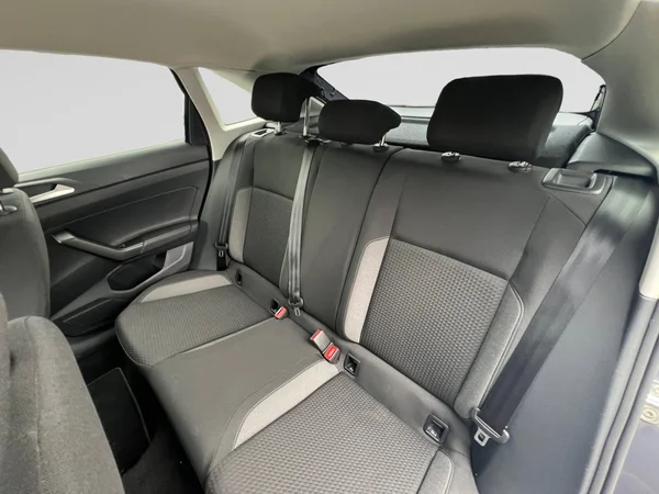 VOLKSWAGEN Taigo (2022) — foto 6 van 19