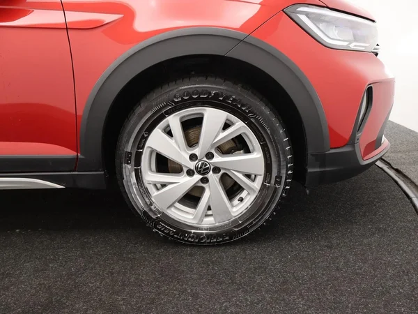 Volkswagen Taigo (2022) — foto 4 van 28