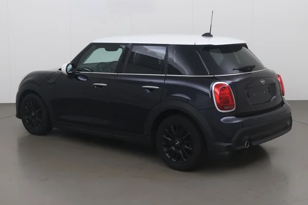Mini Mini 5 Doors (F55 LCI II) (2021) — foto 17 van 23