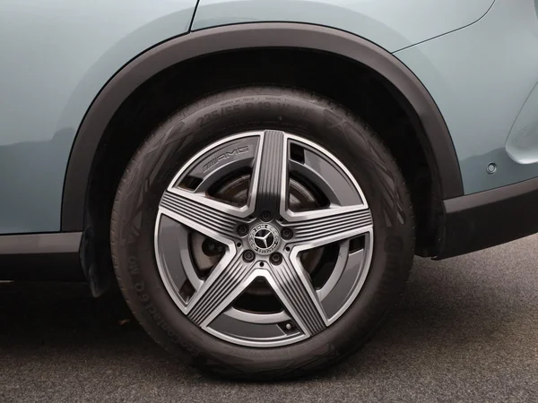 Mercedes-Benz GLC (2025) — foto 4 van 49