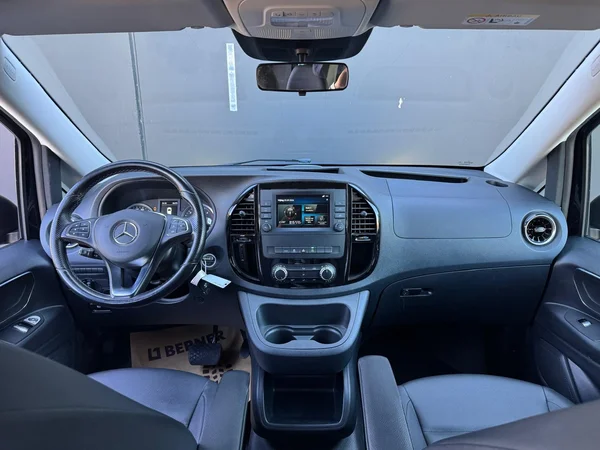Mercedes-Benz Vito (2022) — foto 2 van 21