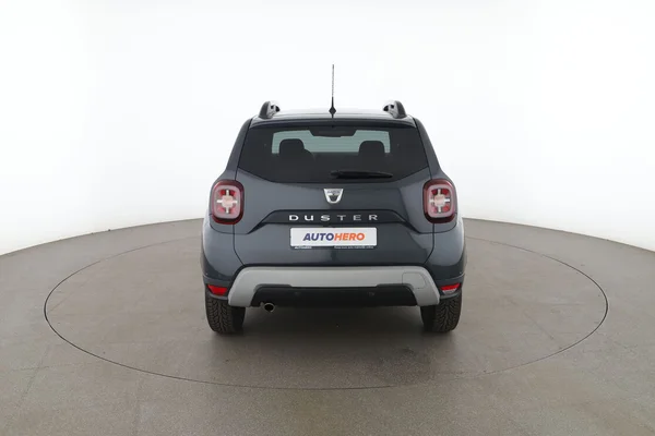 Dacia Duster (2018) — foto 11 van 16