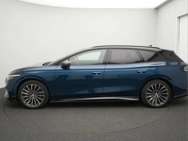 VOLKSWAGEN ID.7 Tourer (2026) — foto 31 van 33