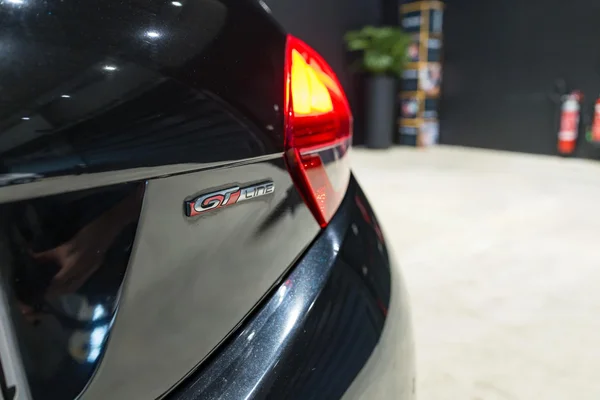 Peugeot 208 (2017) — foto 24 van 33