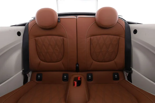 MINI Cabrio (2021) — foto 6 van 16