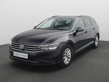 VOLKSWAGEN Passat SW (2023)