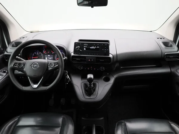 Opel Combo Life (2022) — foto 24 van 36