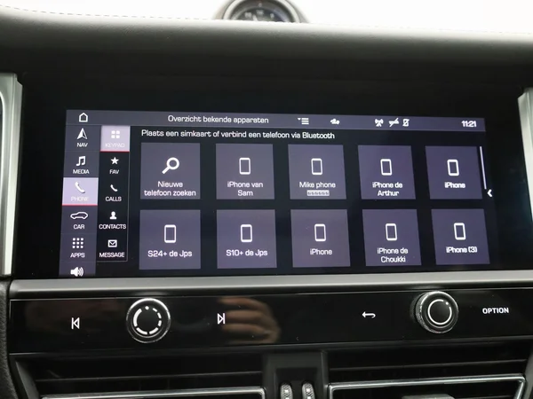 Porsche Macan (2022) — foto 19 van 60