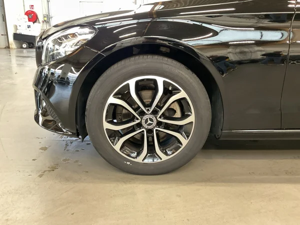 MERCEDES-BENZ C 180 (2020) — foto 20 van 21