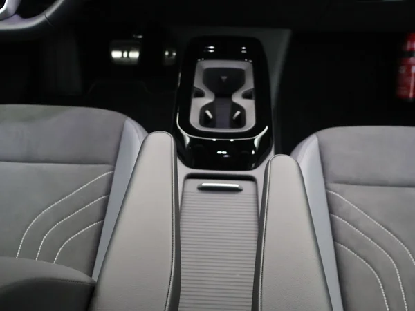 VOLKSWAGEN ID.4 (2025) — foto 16 van 25