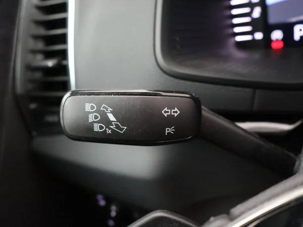 SKODA Karoq (2023) — foto 14 van 33