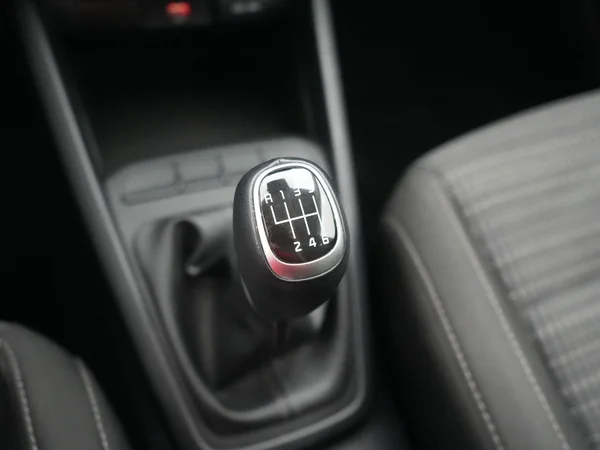 Kia Stonic (2025) — foto 2 van 21