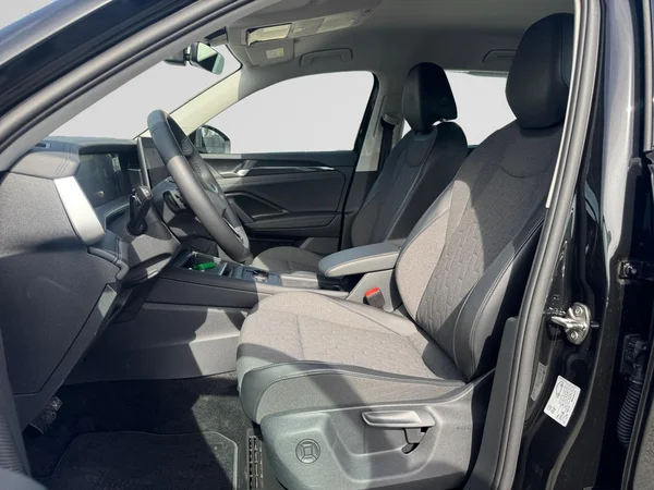 VOLKSWAGEN Tayron (2025) — foto 24 van 24