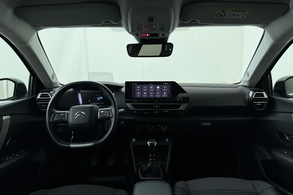 Citroen C4 (2023) — foto 19 van 19