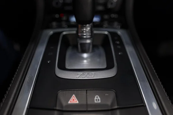 Porsche 718 (2020) — foto 27 van 37