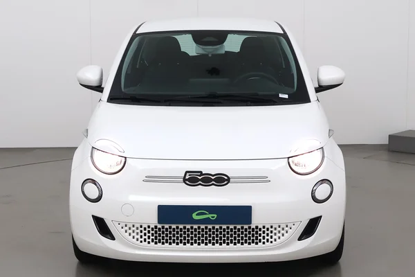 Fiat E-500 (2023) — foto 8 van 15