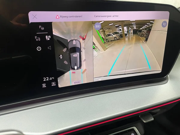 AUDI Q3 SUV e-hybrid (PHEV) (2025) — foto 12 van 16