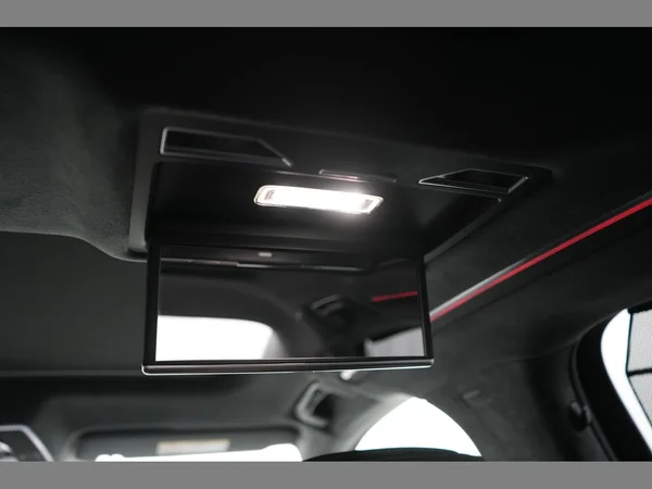 AUDI A8 Long PHEV (2024) — foto 44 van 53