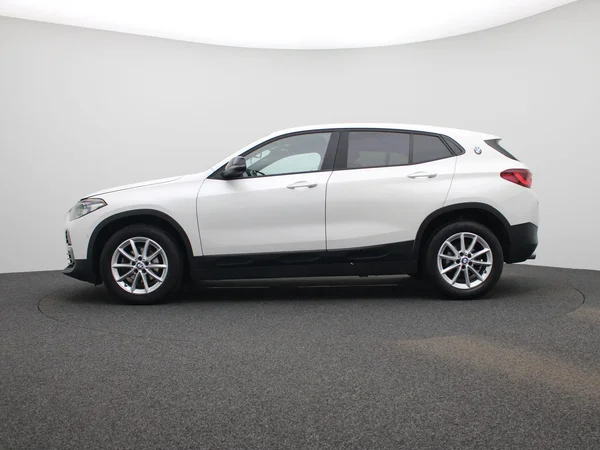 BMW X2 (2022) — foto 33 van 38