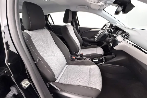 Opel Corsa (2025) — foto 9 van 39