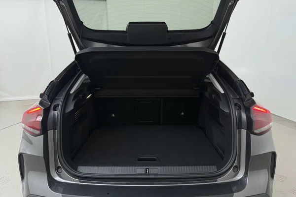 Citroen C4 (2023) — foto 15 van 19