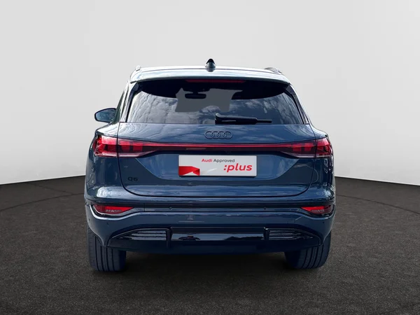 AUDI Q6 e-tron (2025) — foto 21 van 24