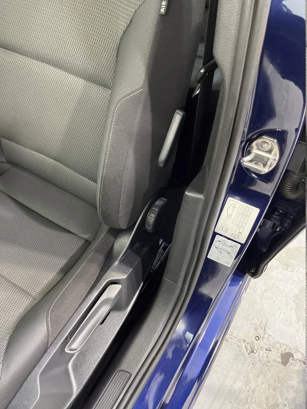 Volkswagen E-Golf (2019) — foto 71 van 75