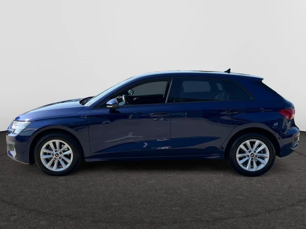 AUDI A3 Sportback (2024) — foto 10 van 21