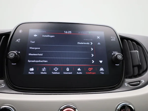 Fiat 500 (2021) — foto 18 van 37