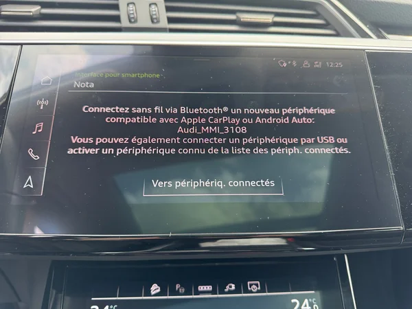 AUDI e-tron (2022) — foto 14 van 28