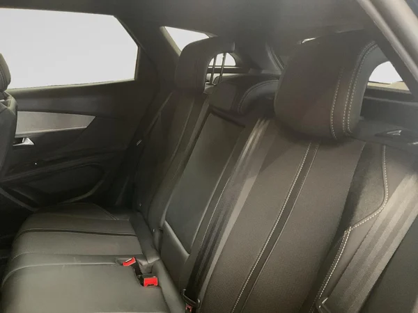PEUGEOT 3008 (2023) — foto 10 van 22