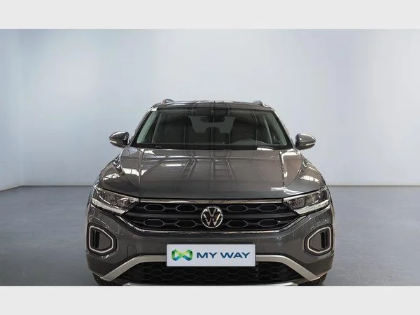 Volkswagen T-Roc (2024) — foto 12 van 28