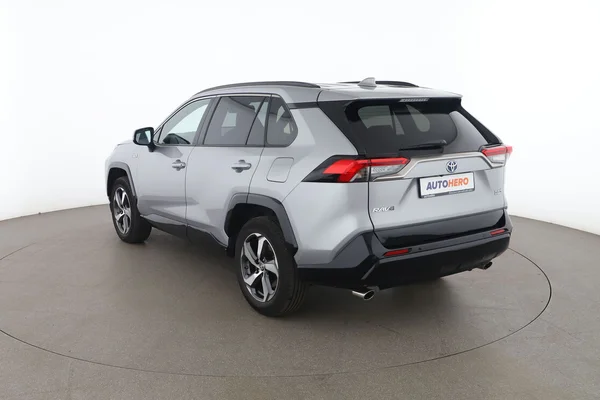Toyota RAV4 (2024) — foto 9 van 15