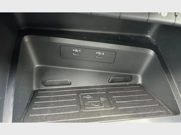 Audi A3 Sportback (2024) — foto 21 van 32