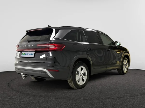 SKODA Kodiaq PHEV (2025) — foto 7 van 14