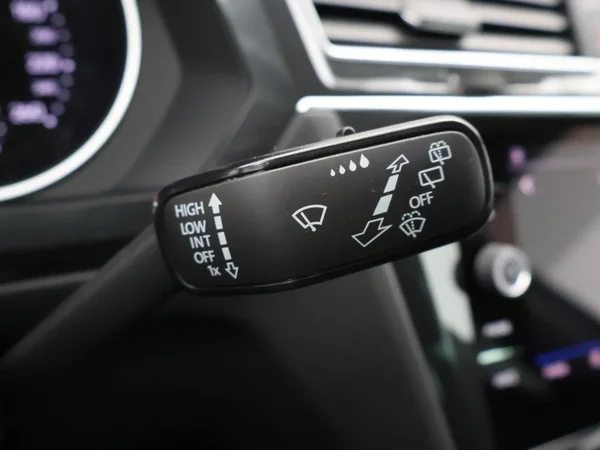 Volkswagen Tiguan (2024) — foto 5 van 28