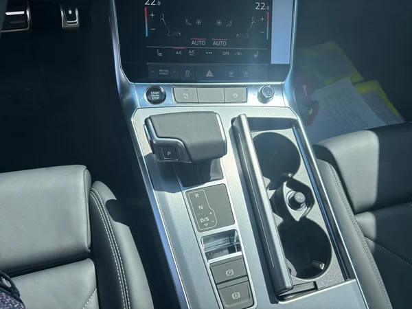 AUDI A7 Spotback PHEV (2025) — foto 2 van 24