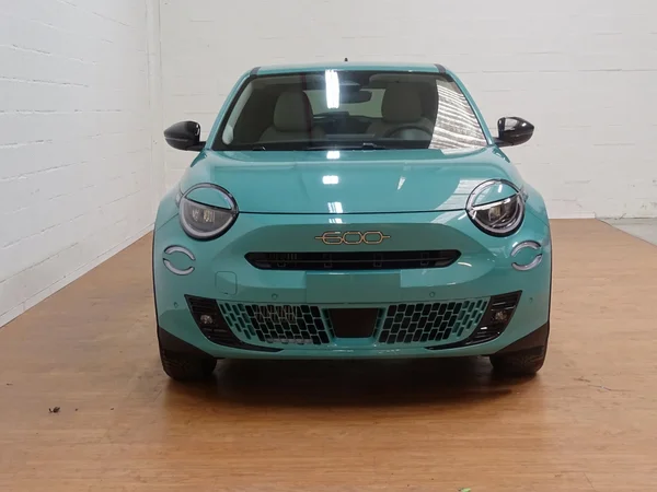 Fiat 600 (2025) — foto 27 van 27