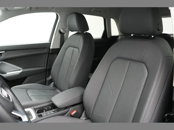 AUDI Q3 PHEV (2022) — foto 34 van 34