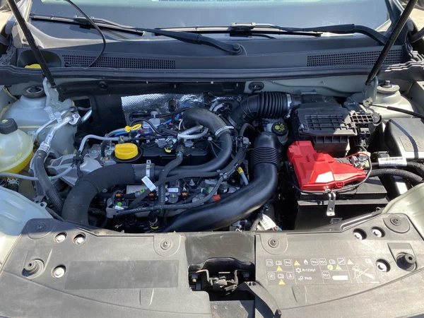 Dacia Duster (2023) — foto 13 van 22