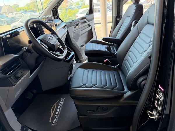 Ford Tourneo Custom — foto 3 van 21