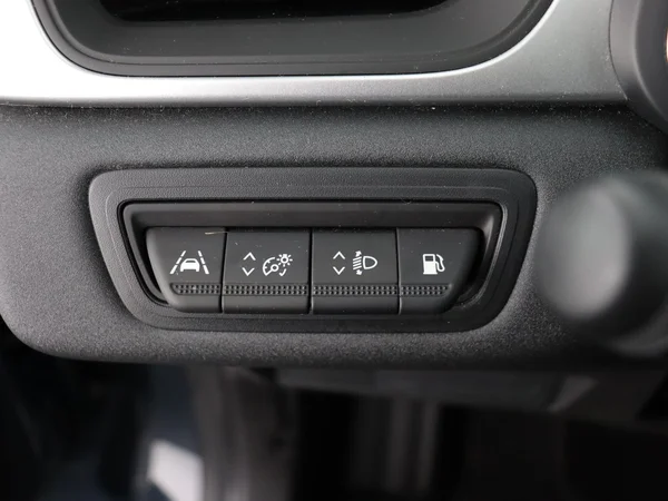 RENAULT Captur (2021) — foto 17 van 27