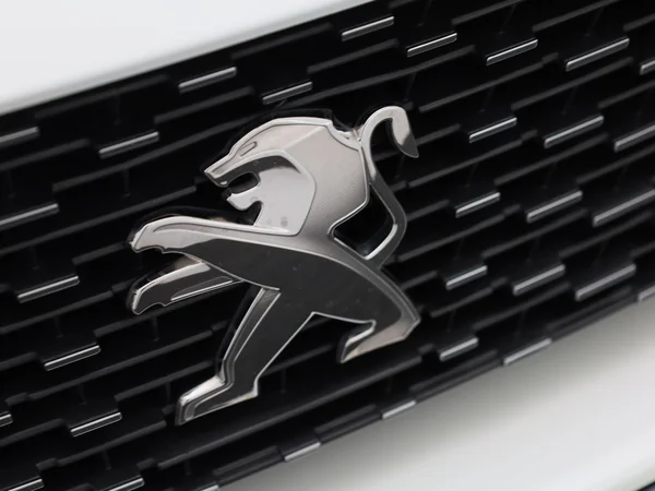 Peugeot 3008 (2021) — foto 31 van 46