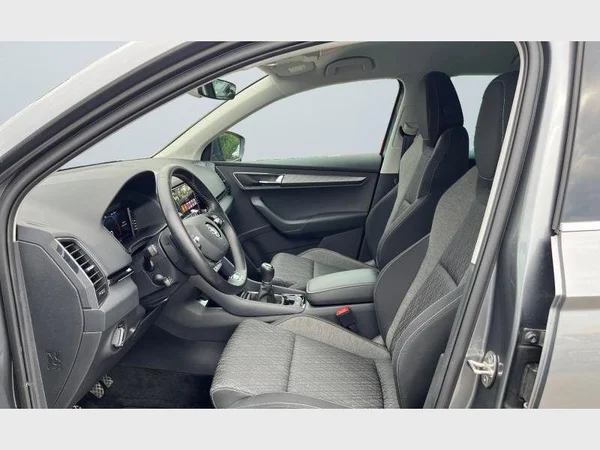 Skoda Karoq (2022) — foto 2 van 30