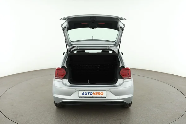 Volkswagen Polo (2021) — foto 7 van 16