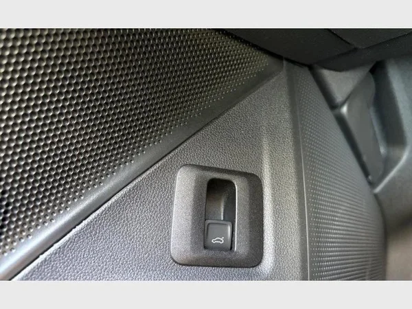 Volkswagen Tiguan (2026) — foto 18 van 27