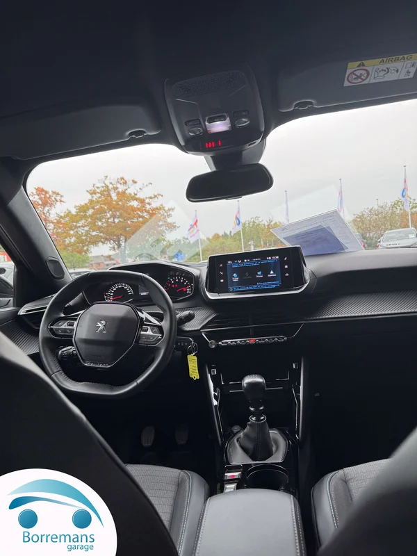 Peugeot 2008 (2023) — foto 22 van 45