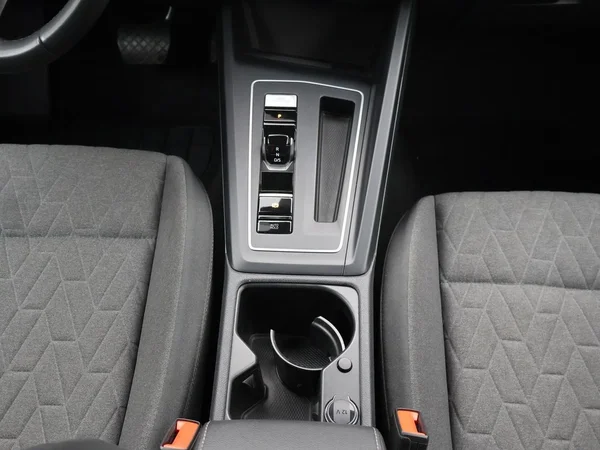 Volkswagen Golf (2025) — foto 15 van 32