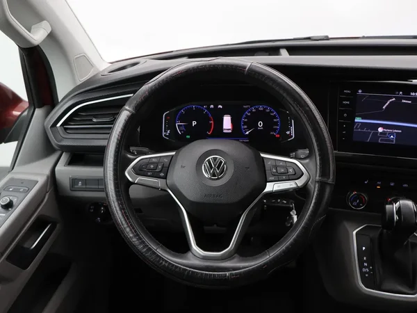 Volkswagen Transporter (2020) — foto 8 van 27
