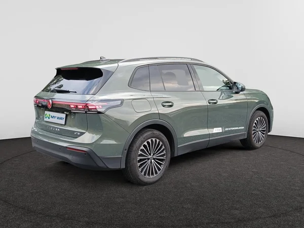 VOLKSWAGEN Tiguan (2026) — foto 8 van 14